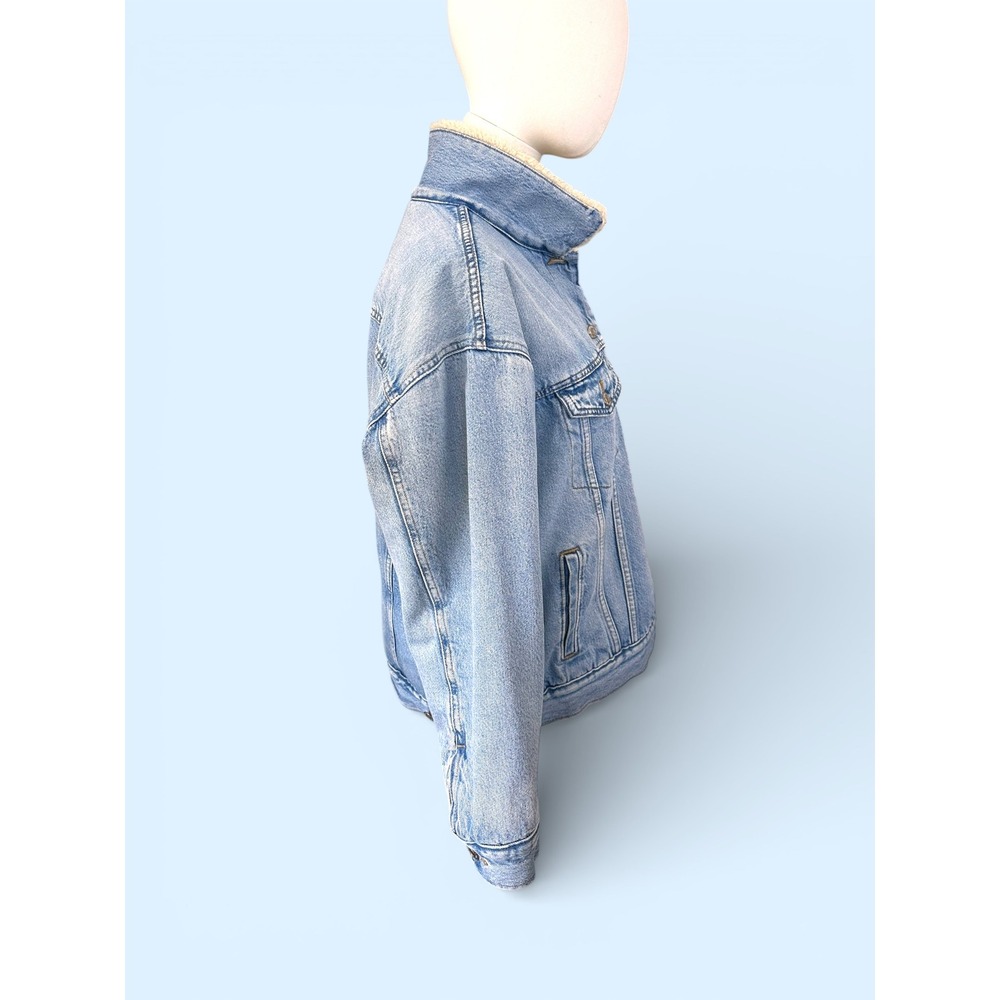 GAP Denim Sherpa Lined Trucker Jacket‎ Light Wash Blue Women's Size M - Picture 4 of 12